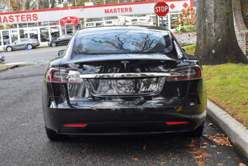 2018 Tesla Model S 75D