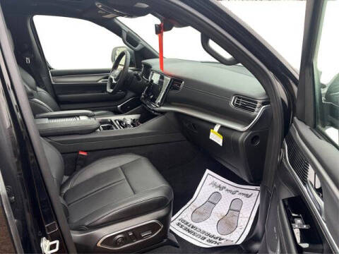 2024 Jeep Wagoneer L Carbide