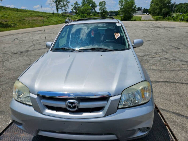 2005 Mazda Tribute for sale at A & D Auto sales llc in Waterloo IA