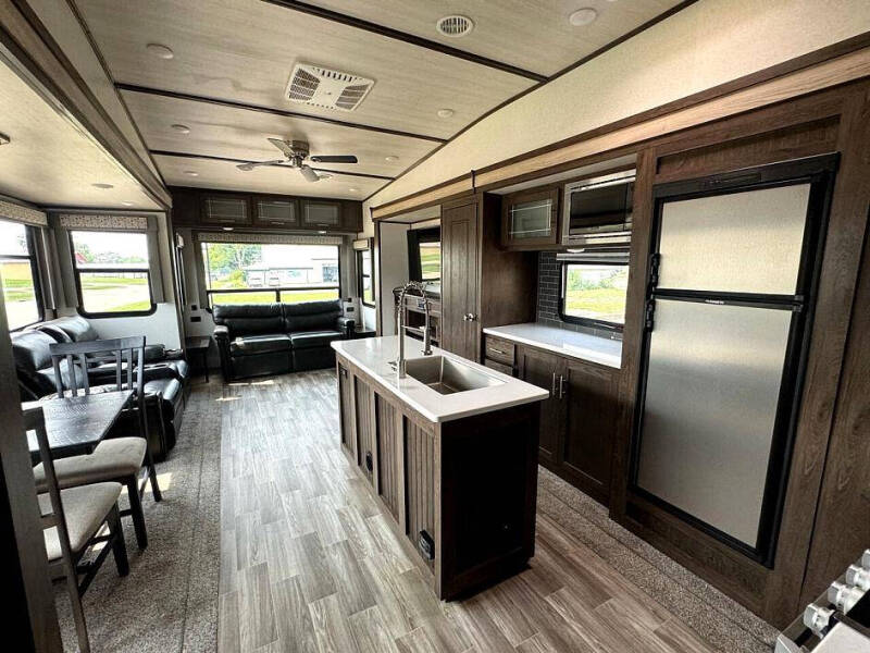 2019 Forest River Heritage Glen