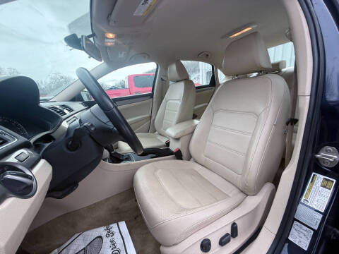 2015 Volkswagen Passat 1.8T Limited Edition