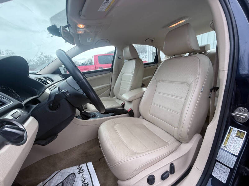 2015 Volkswagen Passat 1.8T Limited Edition