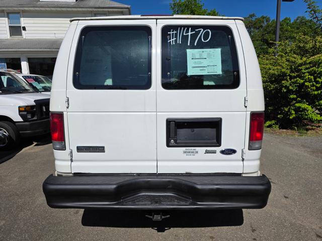 2011 Ford E-Series E-350 SD