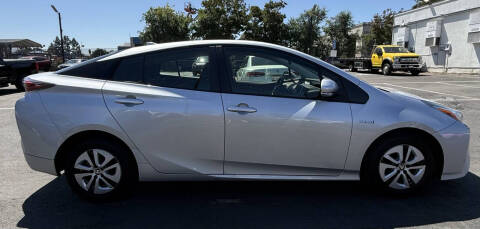 2018 Toyota Prius Two