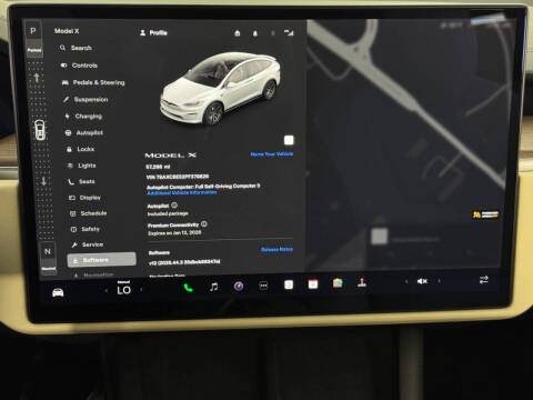 2023 Tesla Model X Standard Range