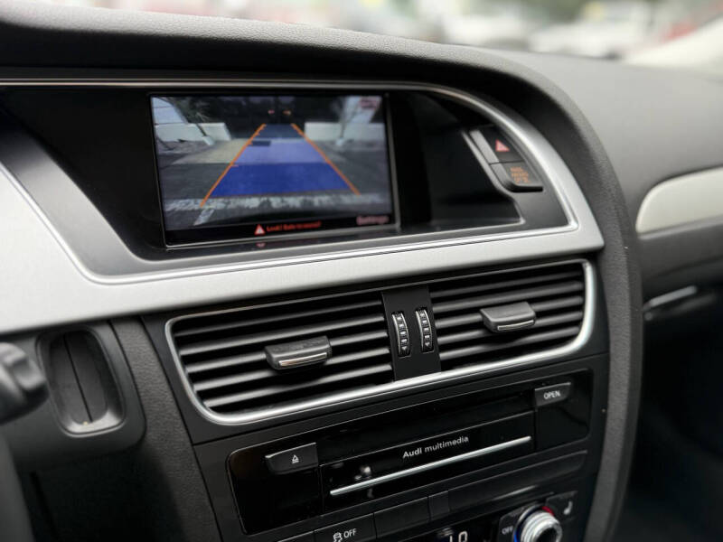 2016 Audi A4 2.0T quattro Premium