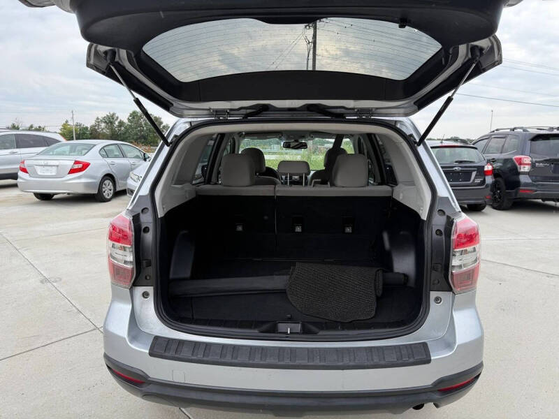 2014 Subaru Forester 2.5i