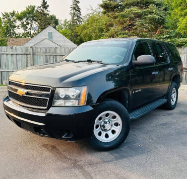 2009 Chevrolet Tahoe for sale at GoldenGate Auto Sales LLC in Crystal MN