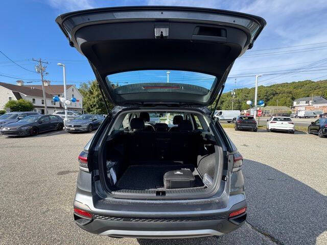 2025 Volkswagen Taos S 4Motion