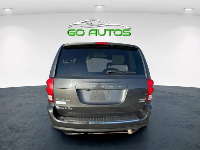 2012 Dodge Grand Caravan Crew