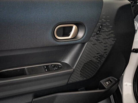 2025 MINI Hardtop 2 Door Cooper Signature Trim