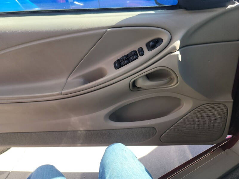 2000 Ford Mustang GT