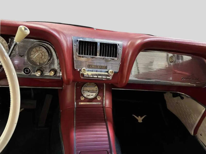 1959 Ford Thunderbird