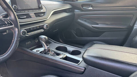 2020 Nissan Altima 2.5 SR