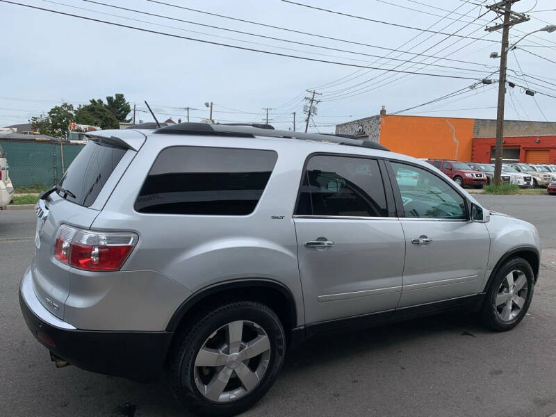 2011 GMC Acadia SLT-1