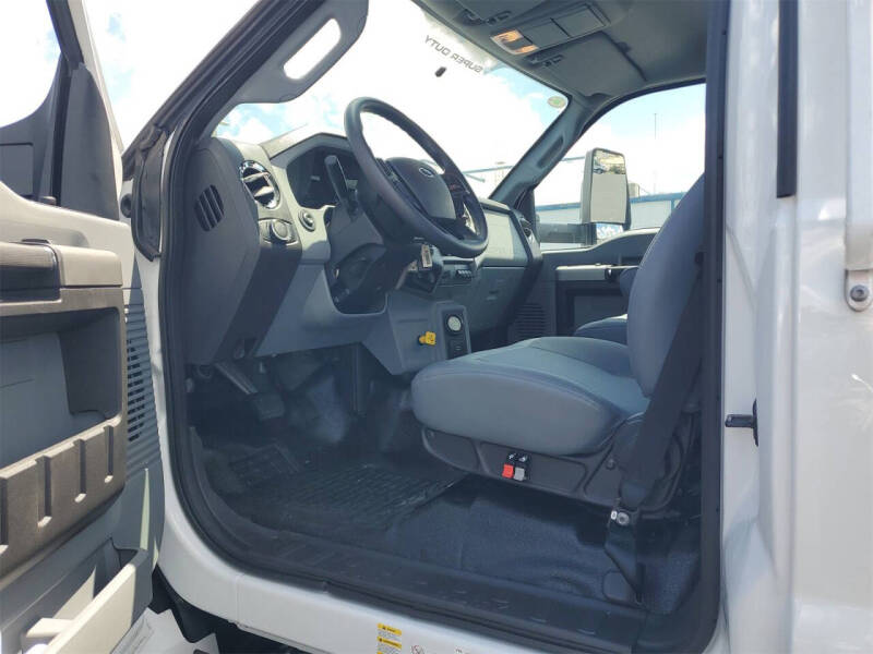 2025 Ford F-750 Super Duty