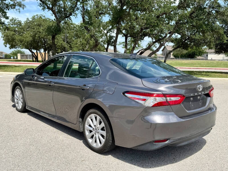 2019 Toyota Camry LE