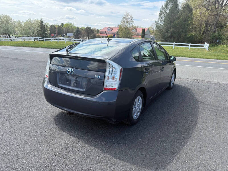 2011 Toyota Prius Two