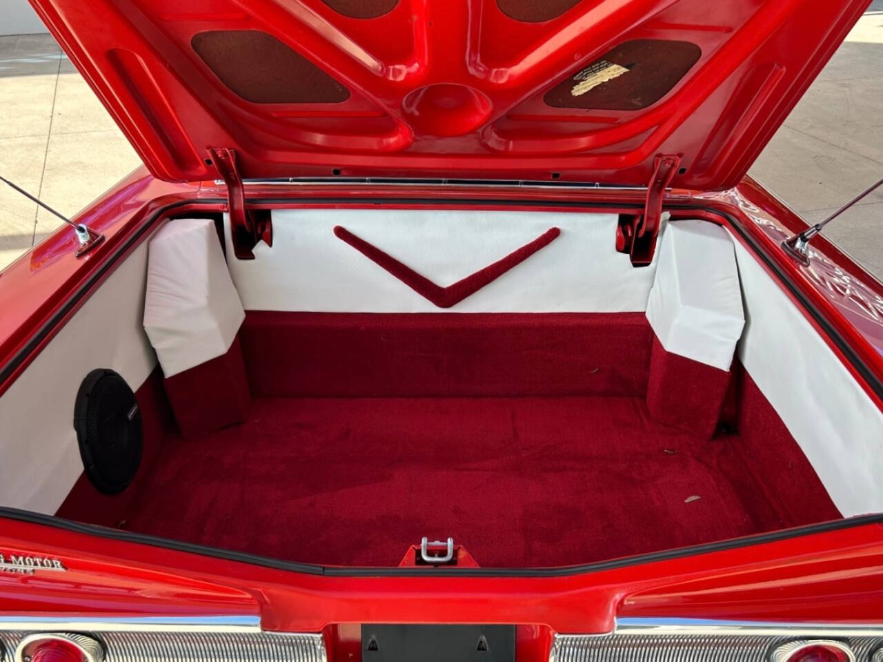 1960 Chevrolet Impala 16