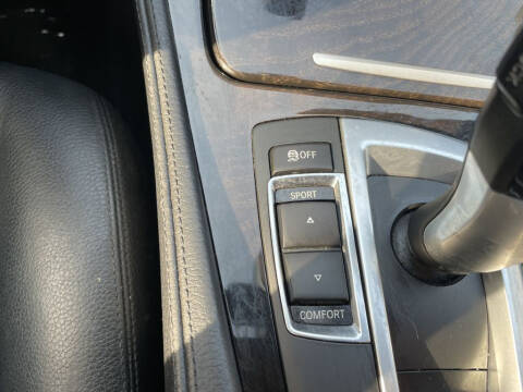 2015 BMW 5 Series 528i