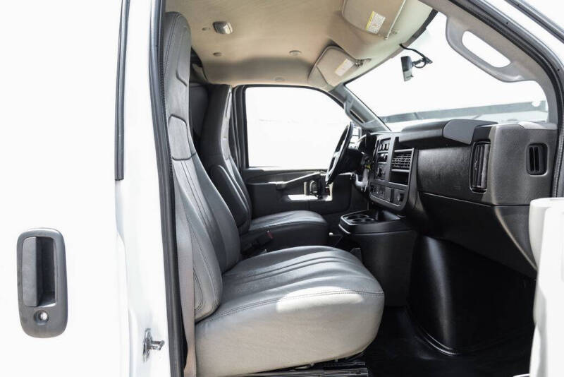 2019 Chevrolet Express 3500