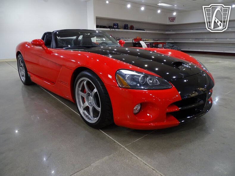 2003 Dodge Viper SRT-10
