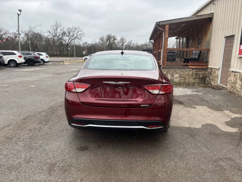 2017 Chrysler 200 Limited