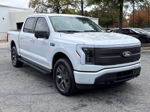 2025 Ford F-150 Lightning Flash