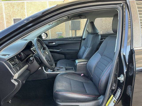2016 Toyota Camry XLE