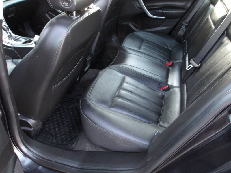 2012 Buick Regal Premium 3