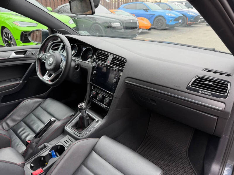 2019 Volkswagen Golf GTI