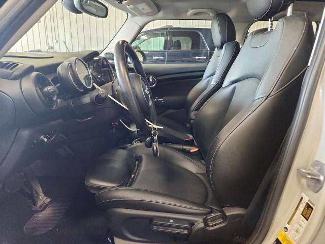 2016 MINI Hardtop 4 Door Cooper