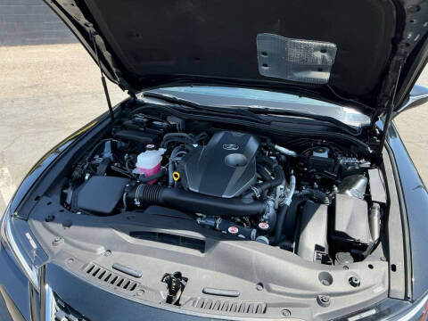2022 Lexus IS 300