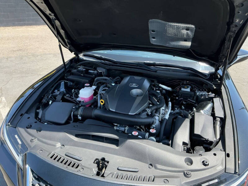 2022 Lexus IS 300