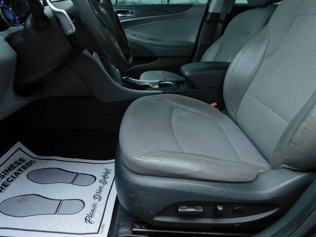 2012 Hyundai Sonata SE