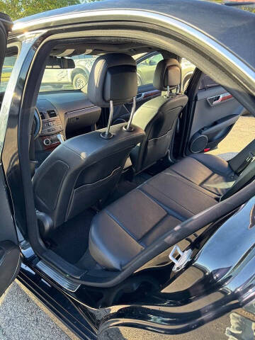 2011 Mercedes-Benz C-Class C 300 Luxury 4MATIC