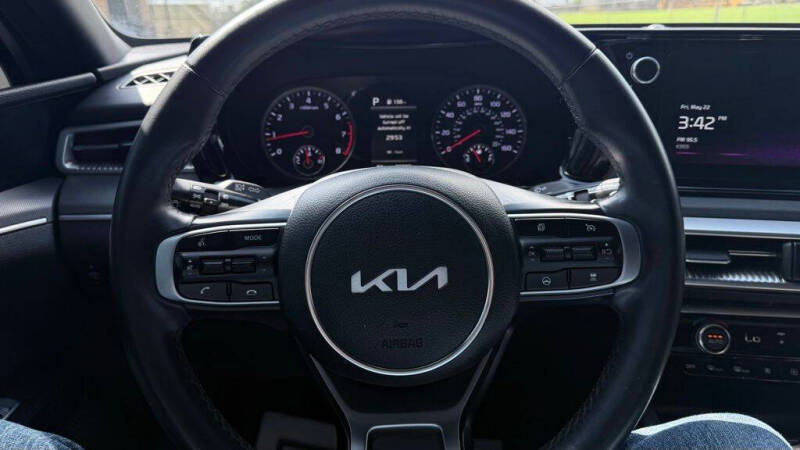 2023 Kia K5