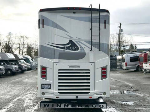 2016 Freightliner XCL Chassis