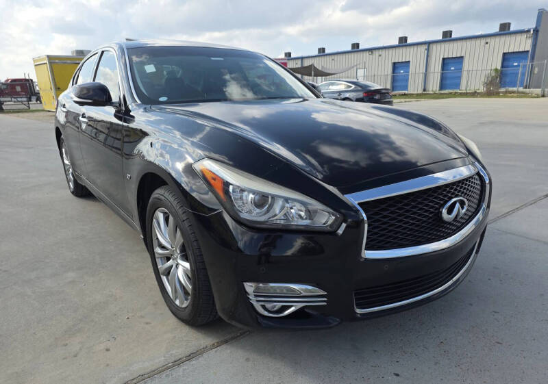 2015 Infiniti Q70 3.7