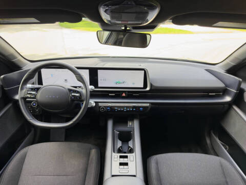 2024 Hyundai IONIQ 6 SE