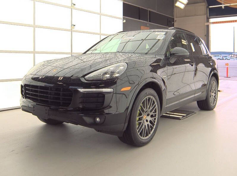 2017 Porsche Cayenne for sale at Cars-KC LLC in Overland Park KS