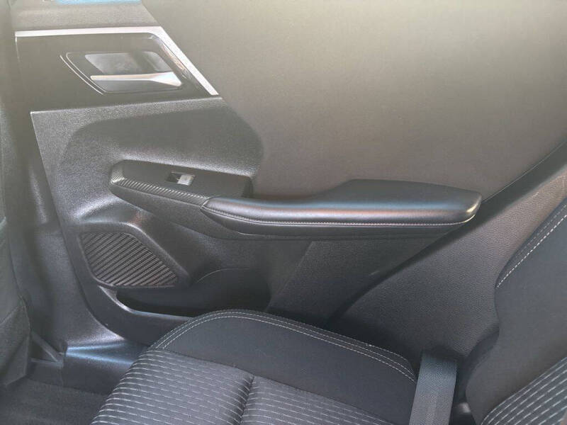 2023 Mitsubishi Outlander ES