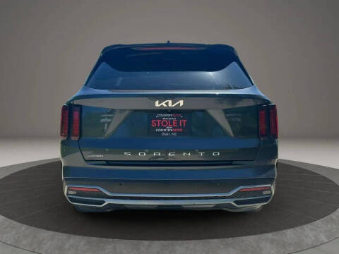 2022 Kia Sorento S