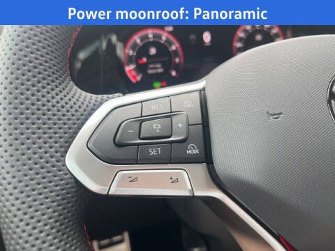 2025 Volkswagen Golf GTI SE