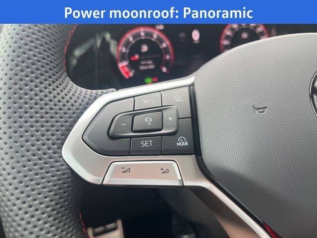 2025 Volkswagen Golf GTI SE