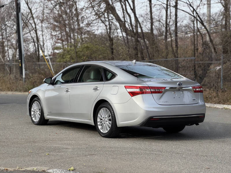 2013 Toyota Avalon Hybrid Limited