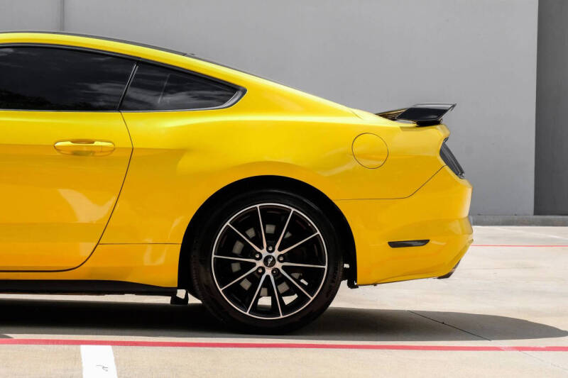 2017 Ford Mustang