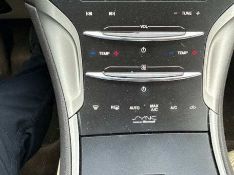 2014 Lincoln MKZ