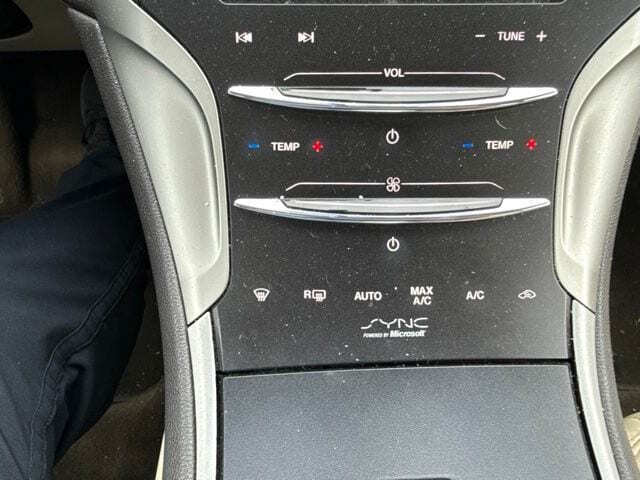 2014 Lincoln MKZ