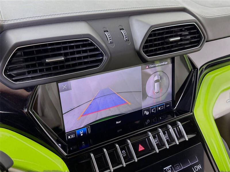 2022 Lamborghini Urus